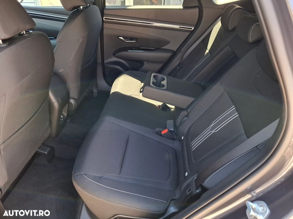 Hyundai Tucson 1.6 CRDi 48V-Hybrid 4WD DCT Trend - 13