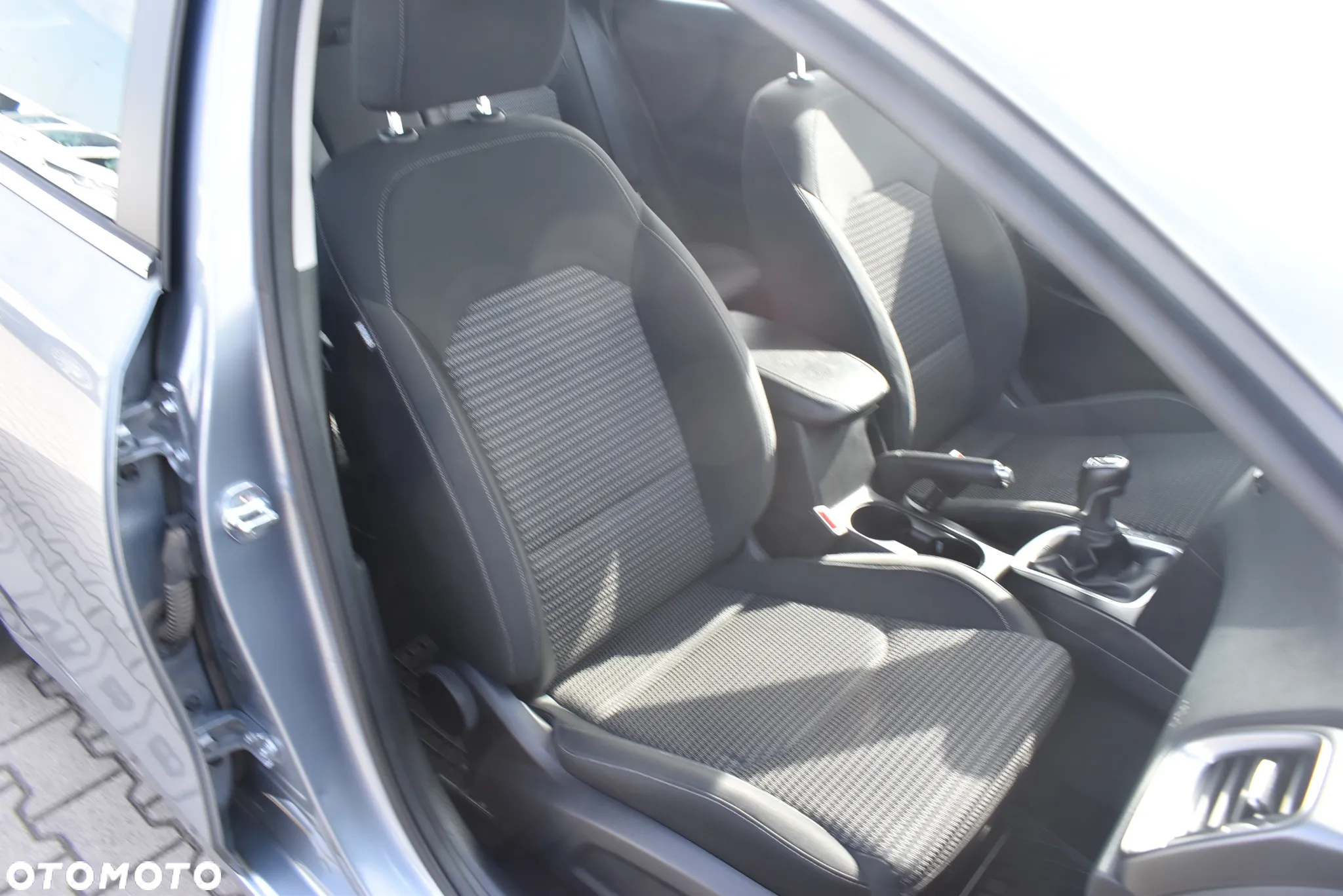 Kia Ceed 1.5 T-GDI M - 12