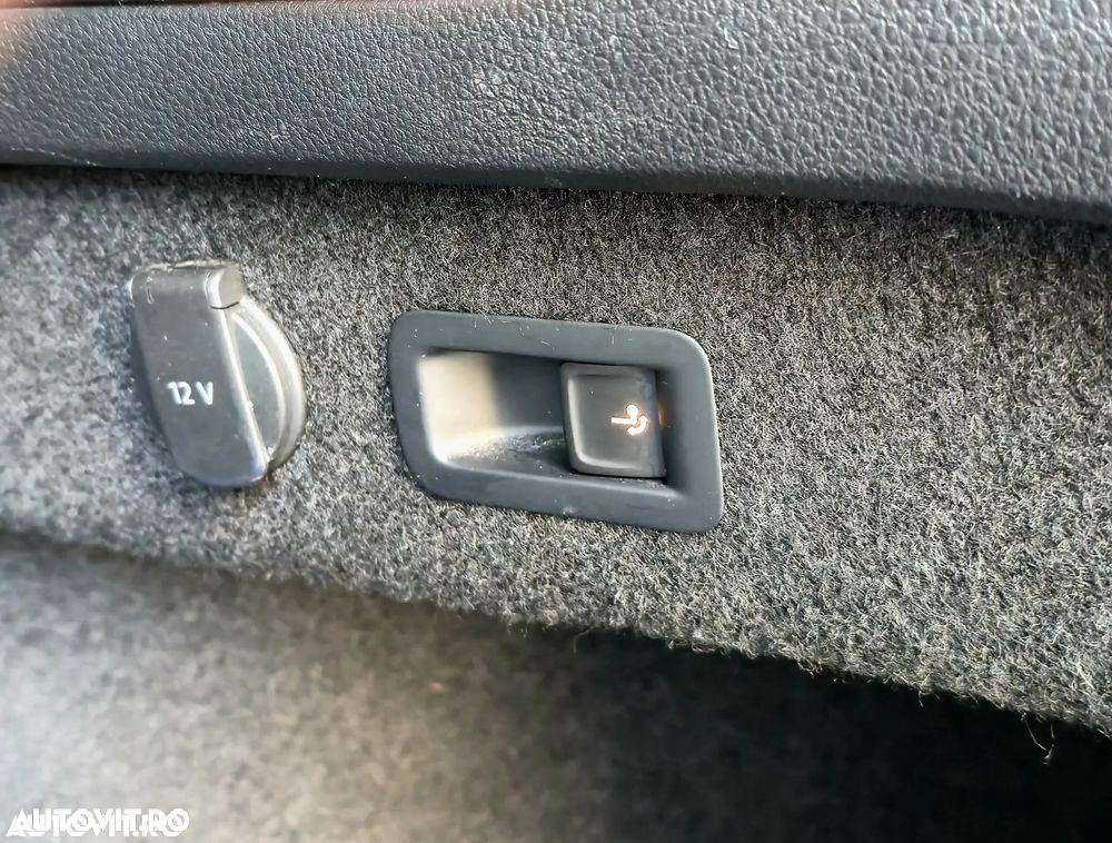 Volkswagen Passat - 23