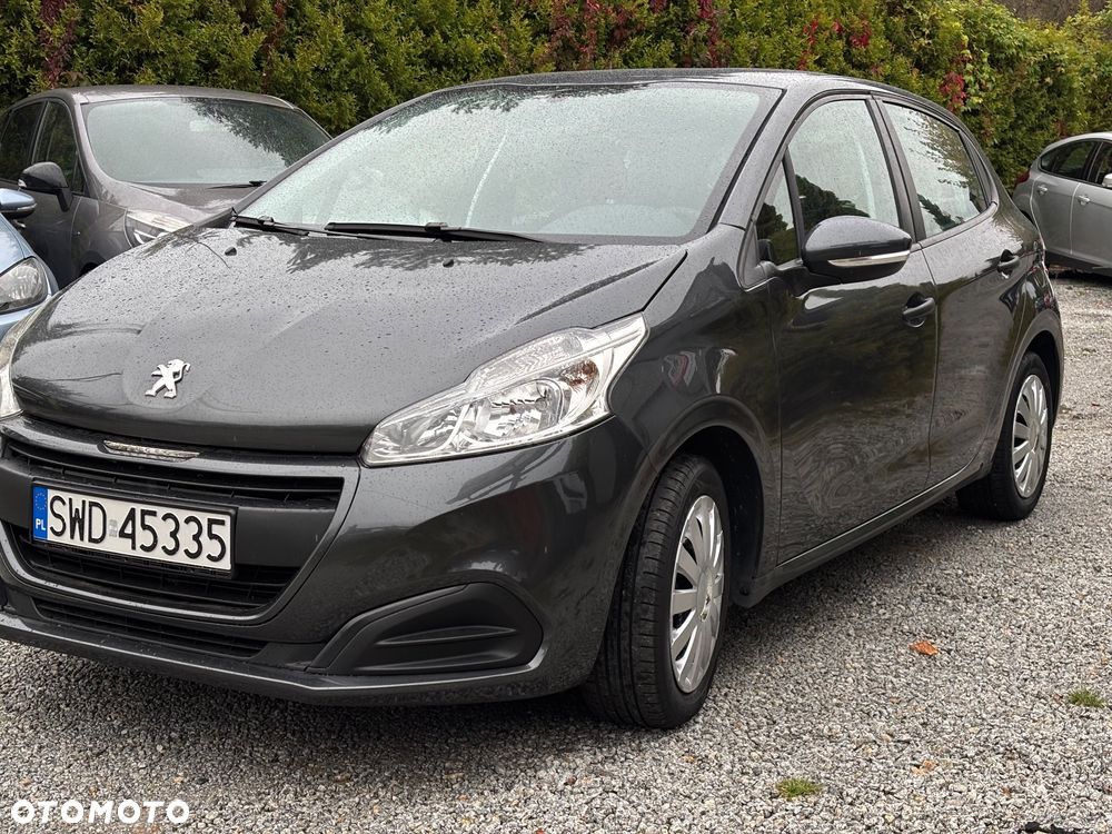 Peugeot 208 2017 photo 5