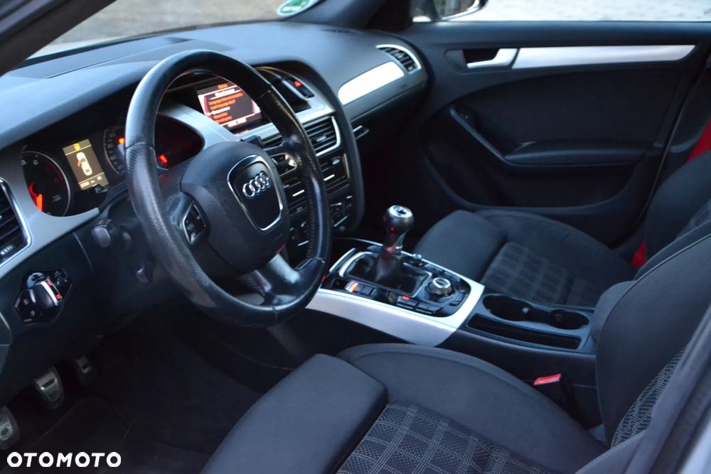 Audi A4 Limousine - 19