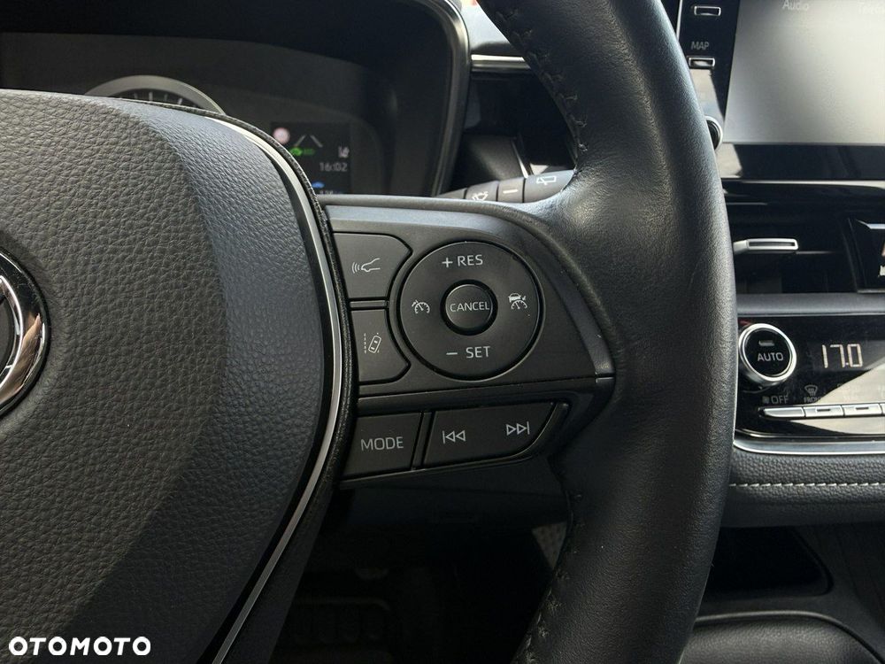 Toyota Corolla 1.8 Hybrid Comfort - 17