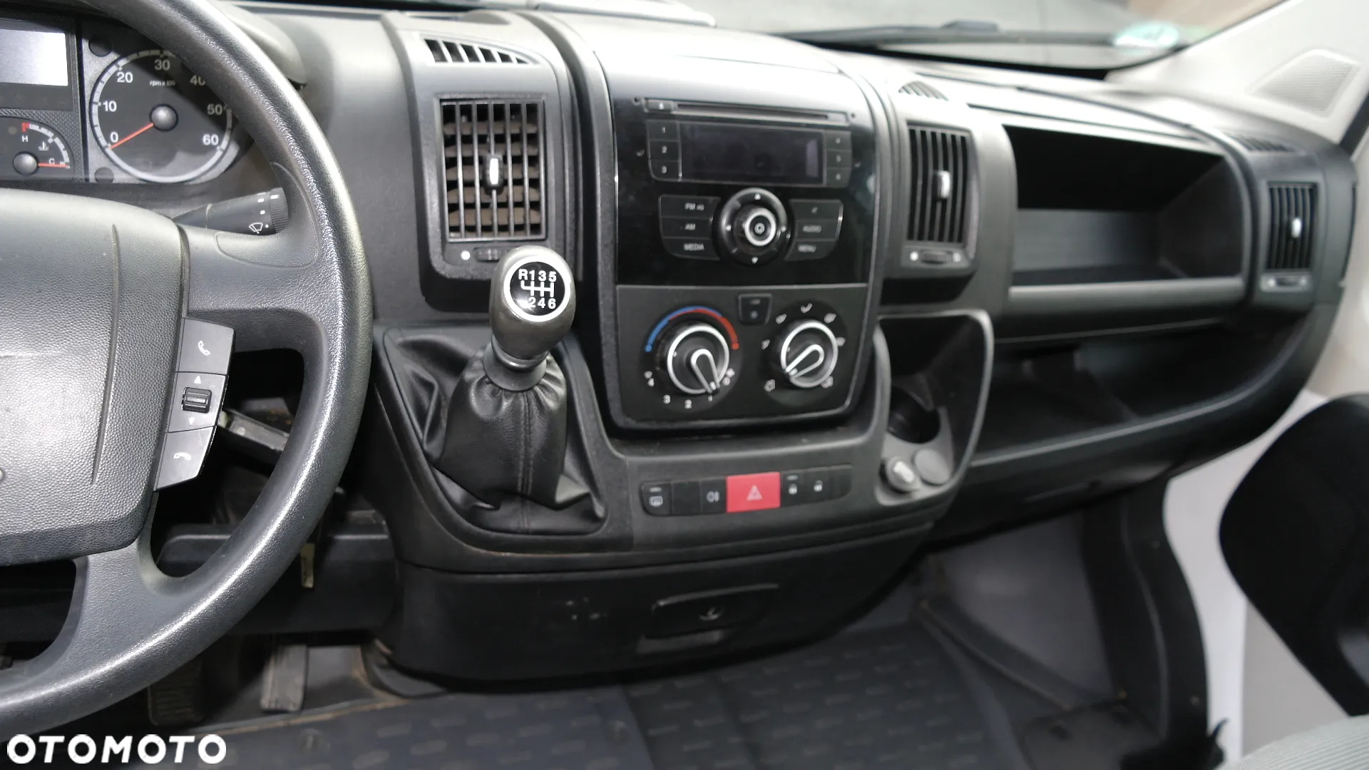 Peugeot Boxer - 12