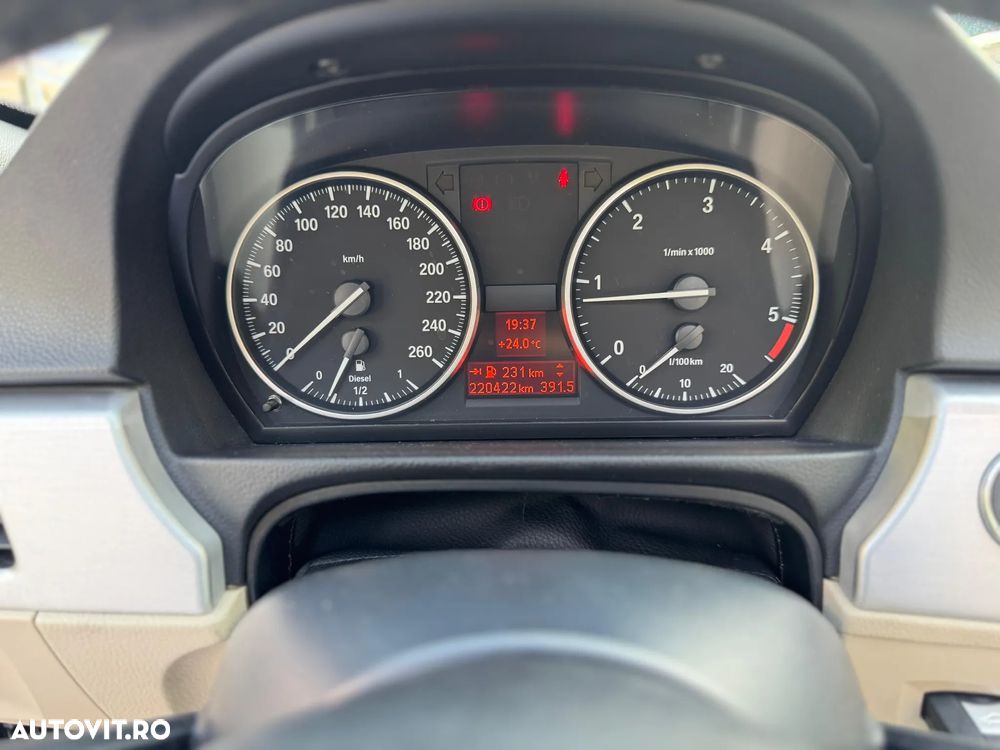 BMW Seria 3 320d DPF Cabrio M Sport Edition - 15