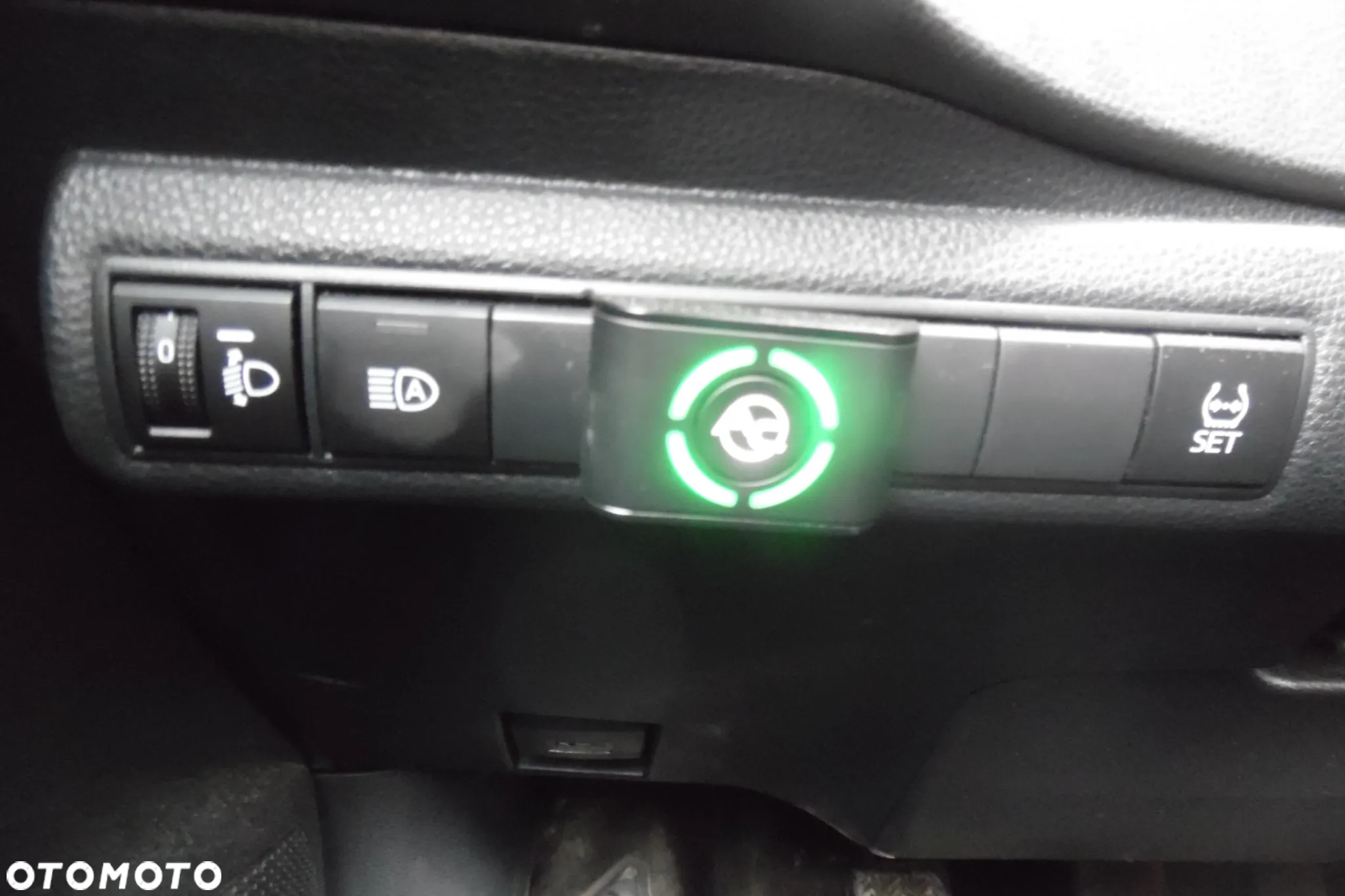 Toyota Corolla 1.6 Comfort - 11