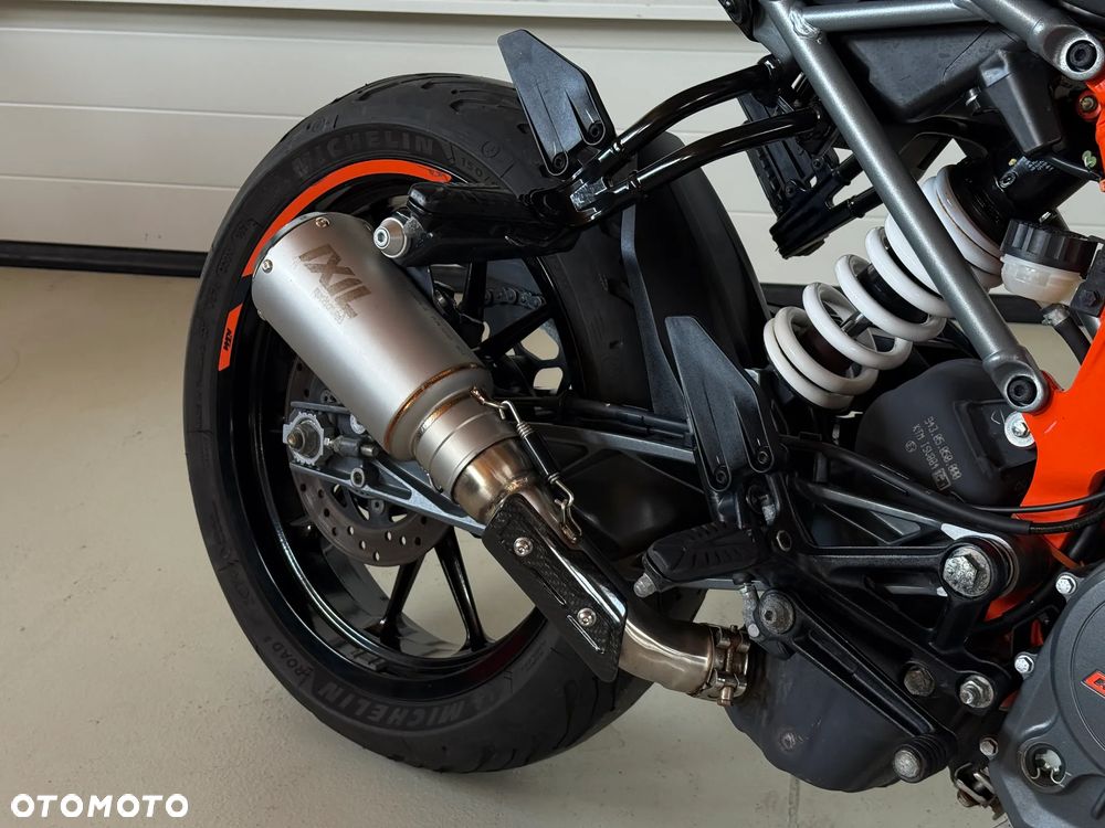 KTM Duke 125 - 13