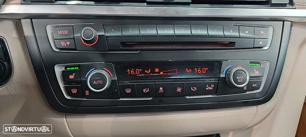 BMW 320 d Touring Aut. Sport Line - 55