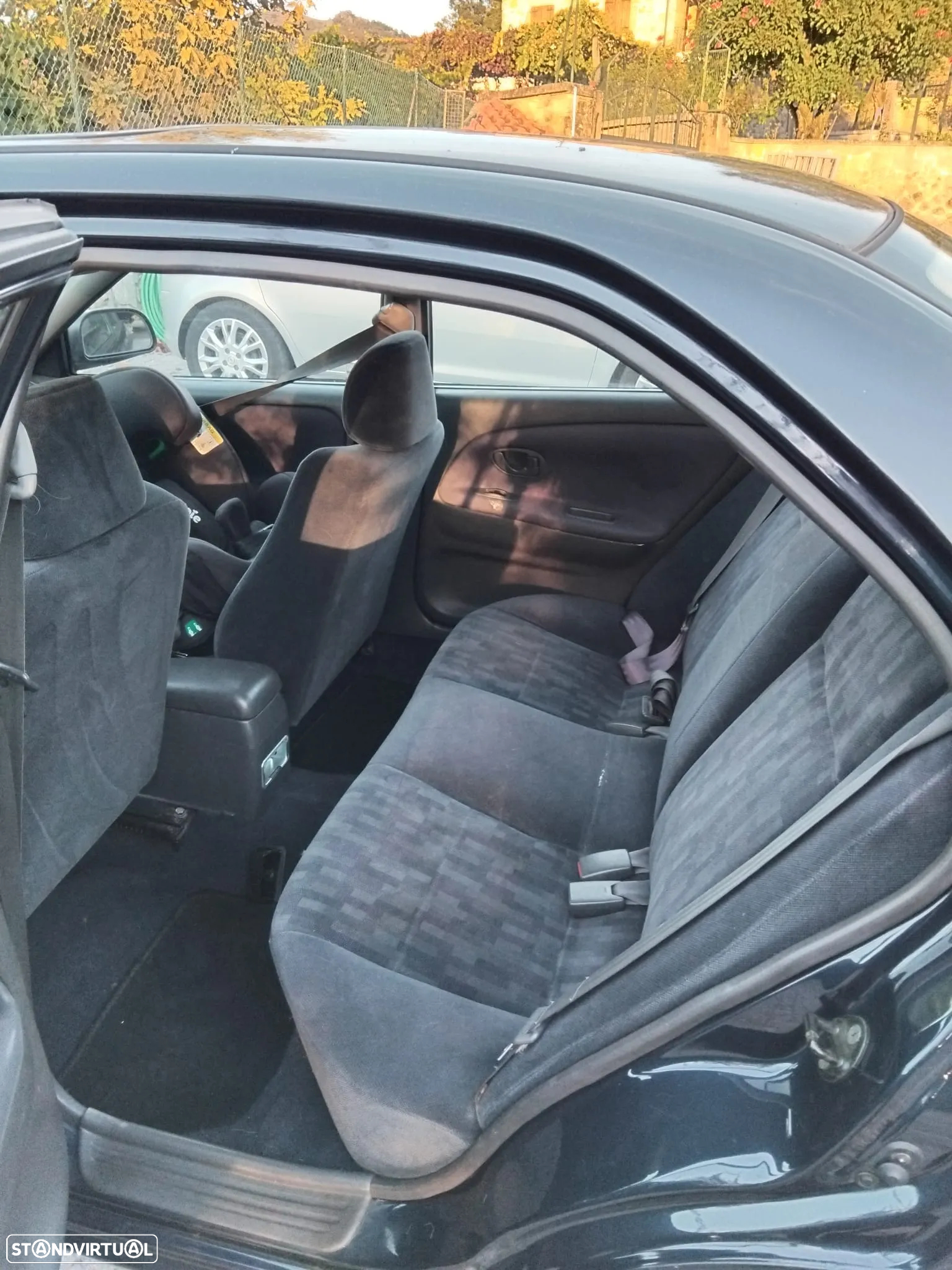 Mitsubishi Lancer - 6