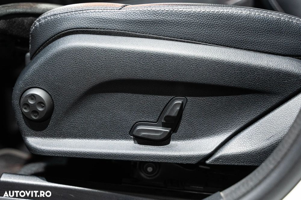 Mercedes-Benz GLC 220 d 4Matic 9G-TRONIC AMG Line - 29