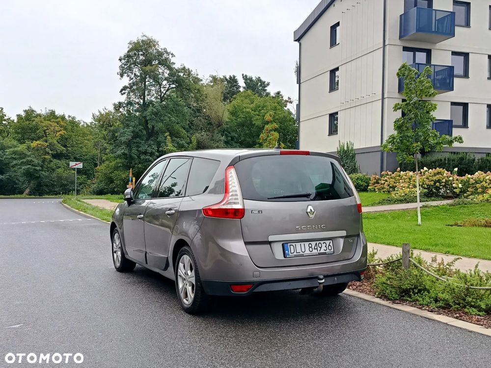 Renault Scenic 2010 photo 4