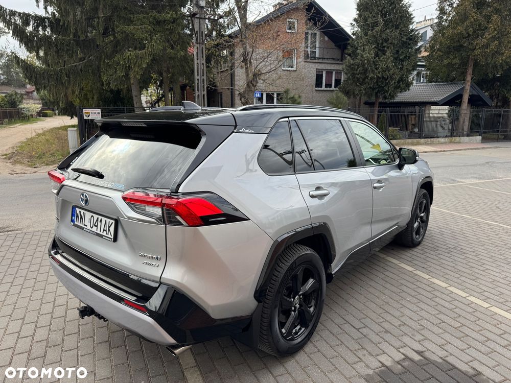 Toyota RAV4 - 5