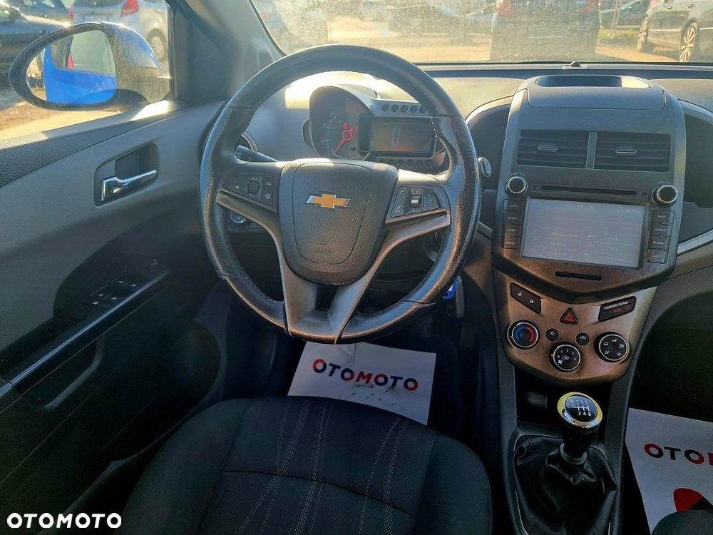 Chevrolet Aveo - 14