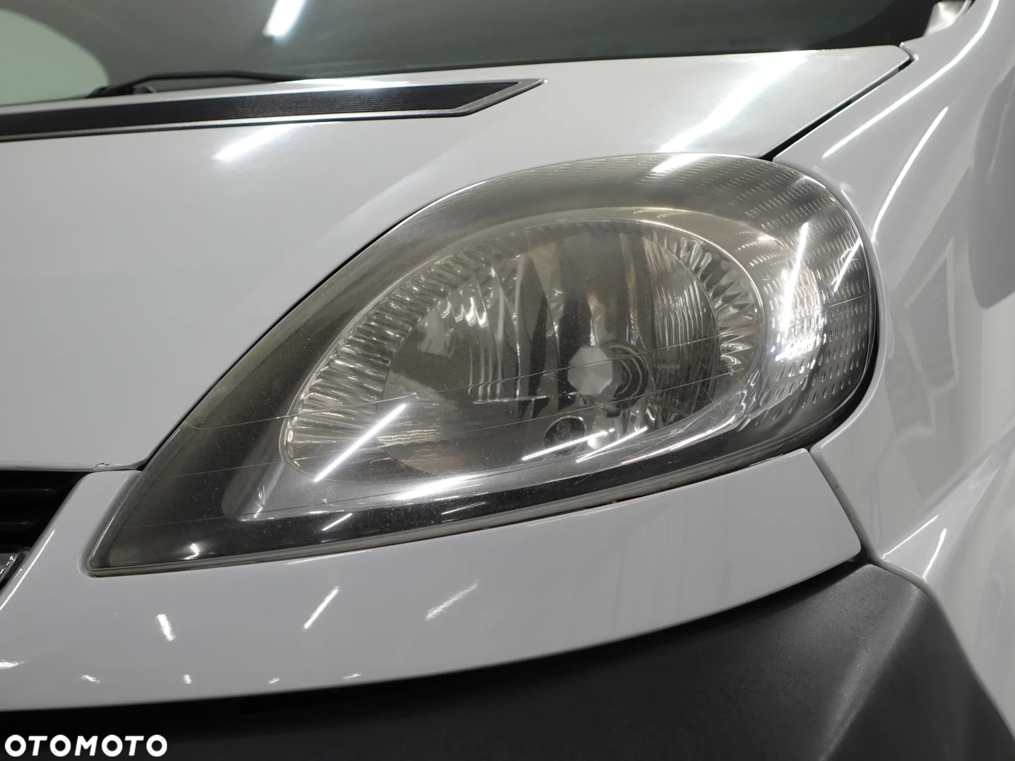 Opel Vivaro - 15