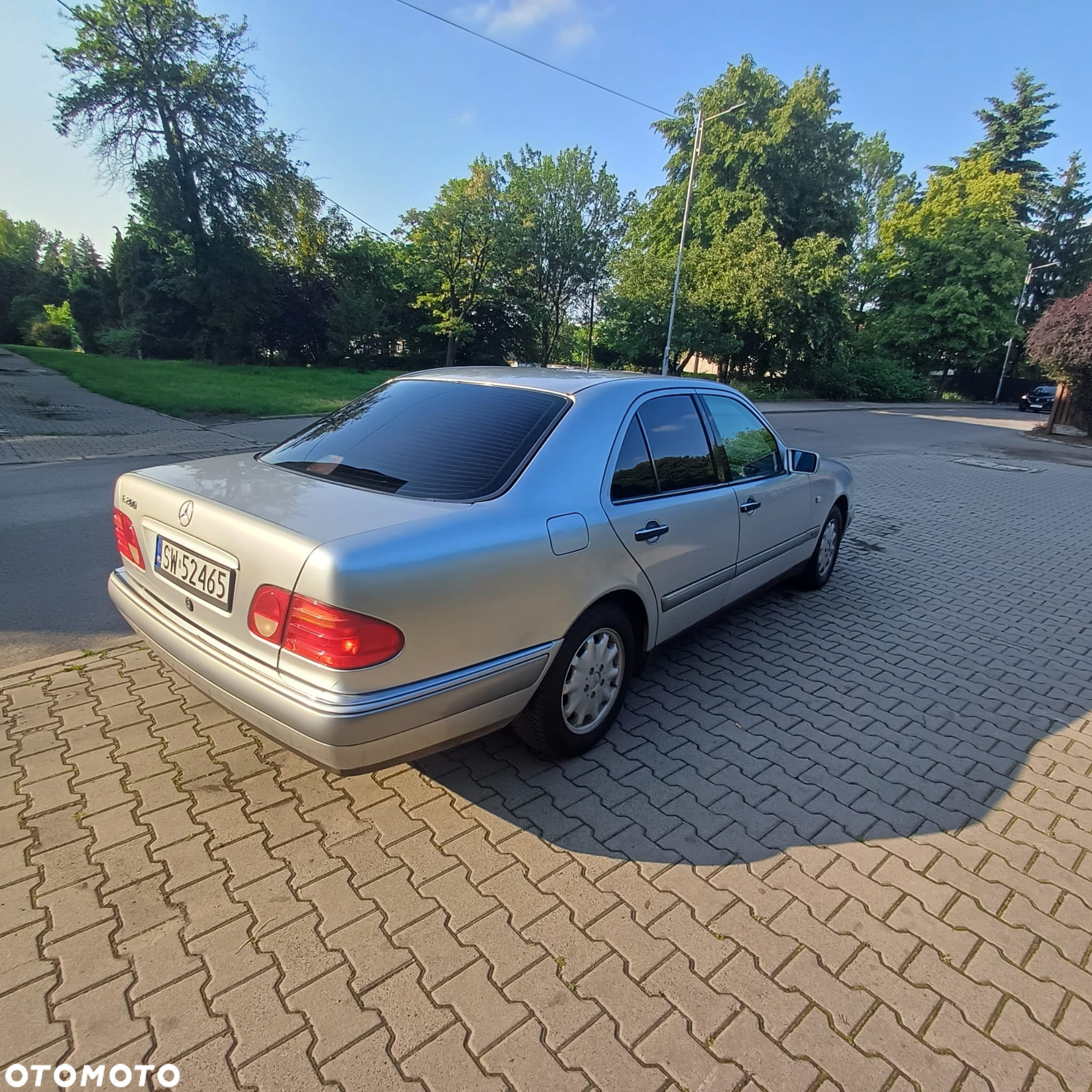 Mercedes-Benz Klasa E - 7