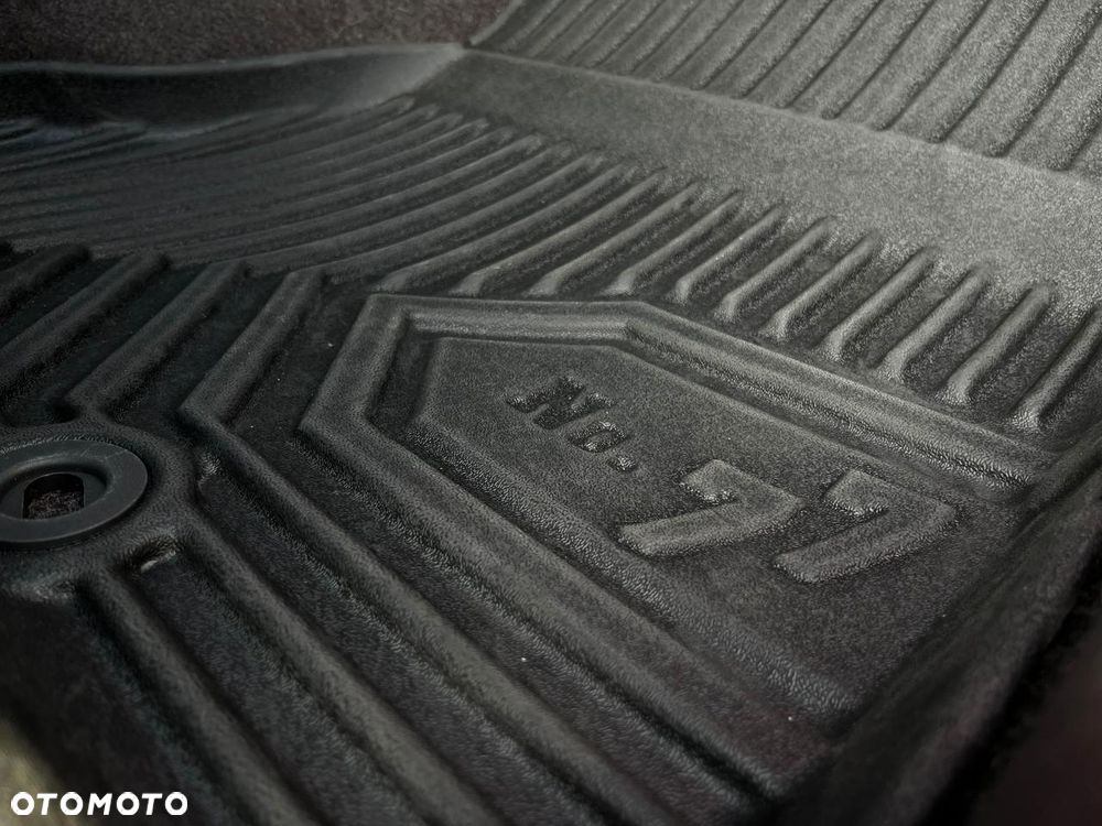 Toyota iQ 1.33 Plus - 17