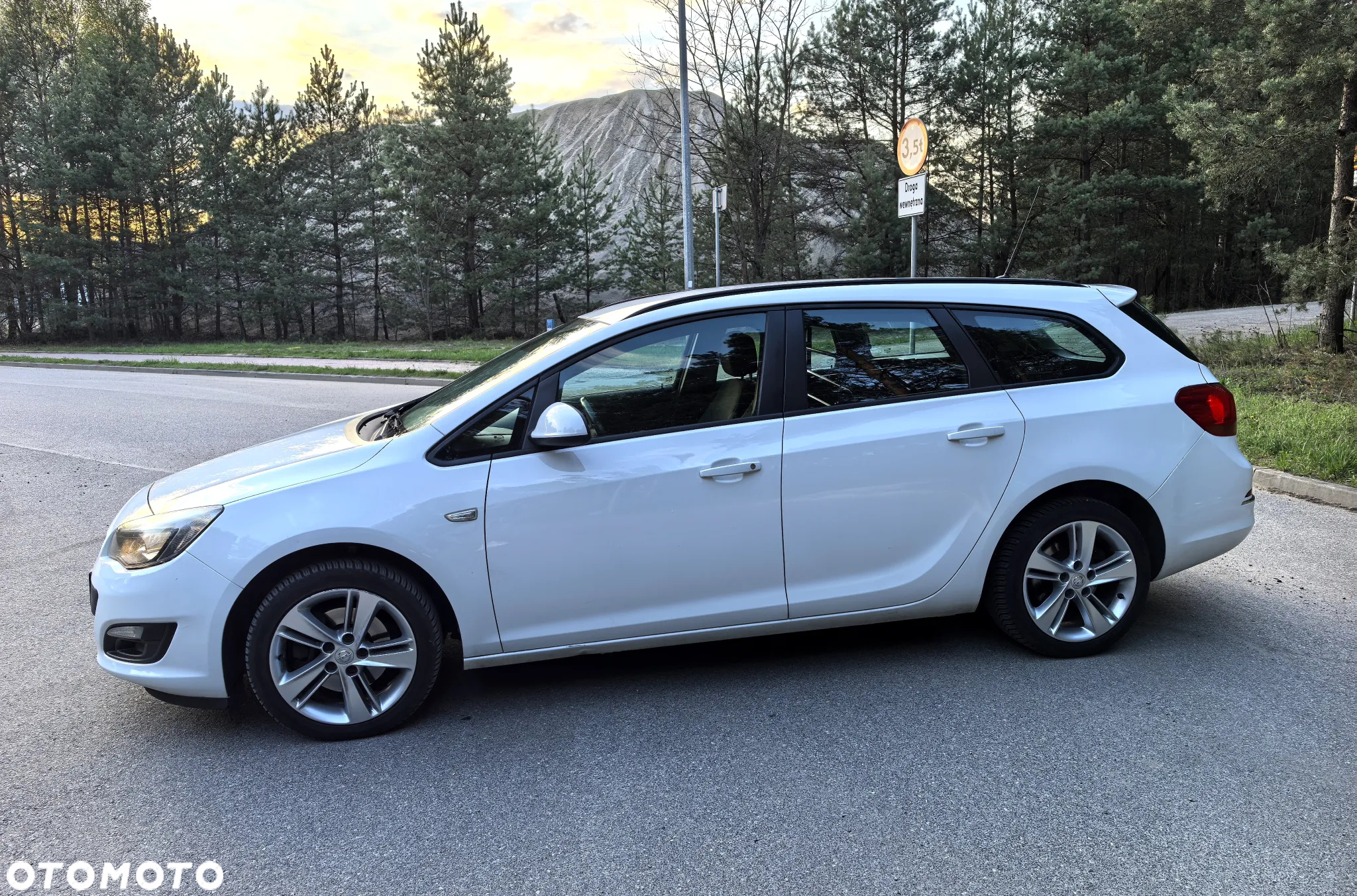 Opel Astra V 1.6 CDTI Enjoy - 2