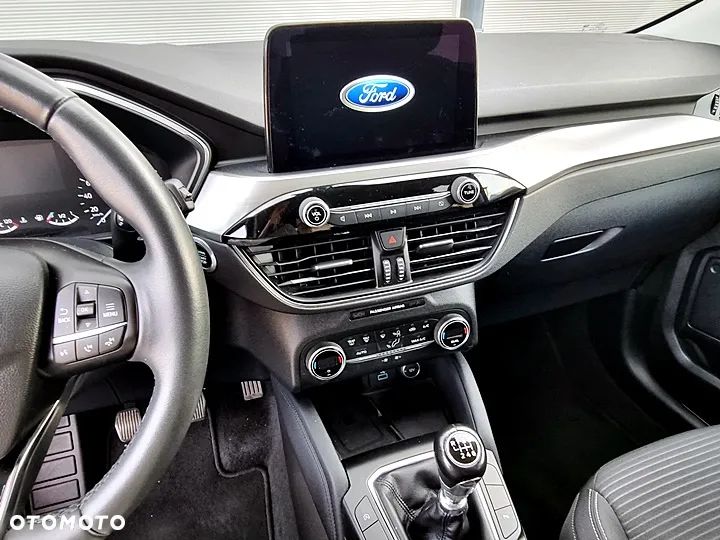 Ford Kuga 1.5 EcoBoost FWD Titanium X - 31