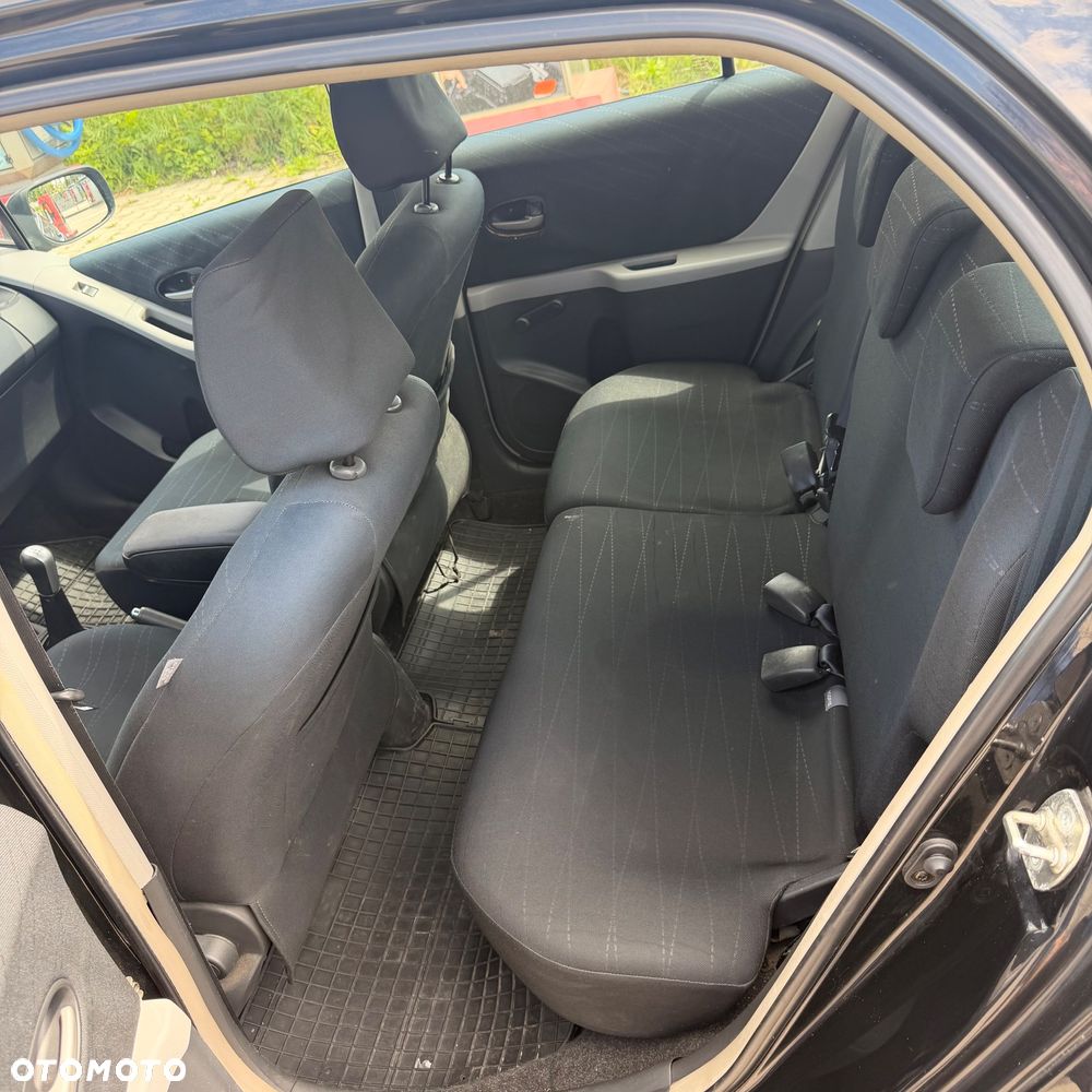 Toyota Yaris 1.4 D-4D Sol - 27
