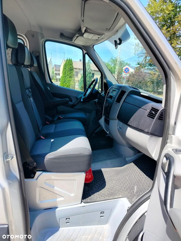 Volkswagen Crafter - 11