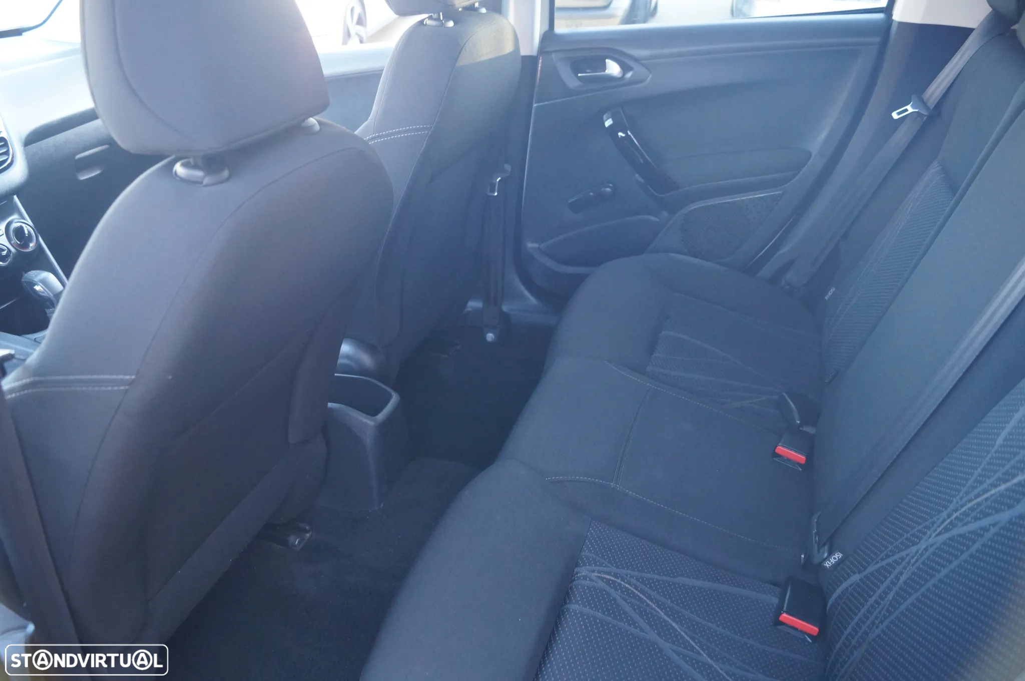 Peugeot 208 1.4 HDi Active - 10