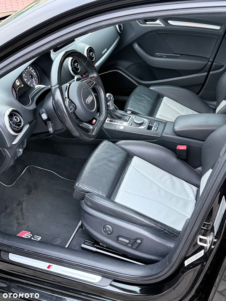 Audi S3 S tronic - 10