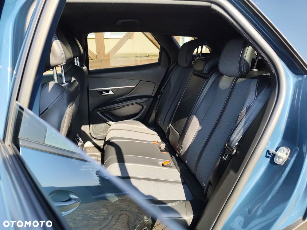 Peugeot 3008 PureTech 130 Stop & Start GPF Allure Pack - 12