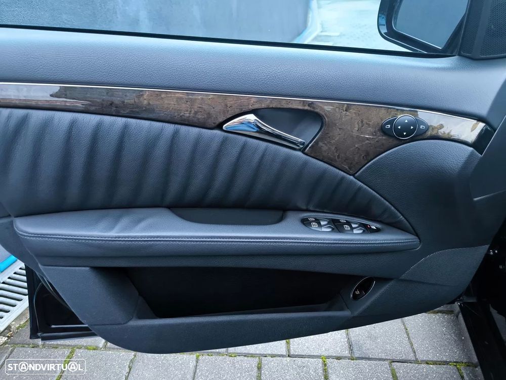 Mercedes-Benz E 220 CDI Avantgarde - 32
