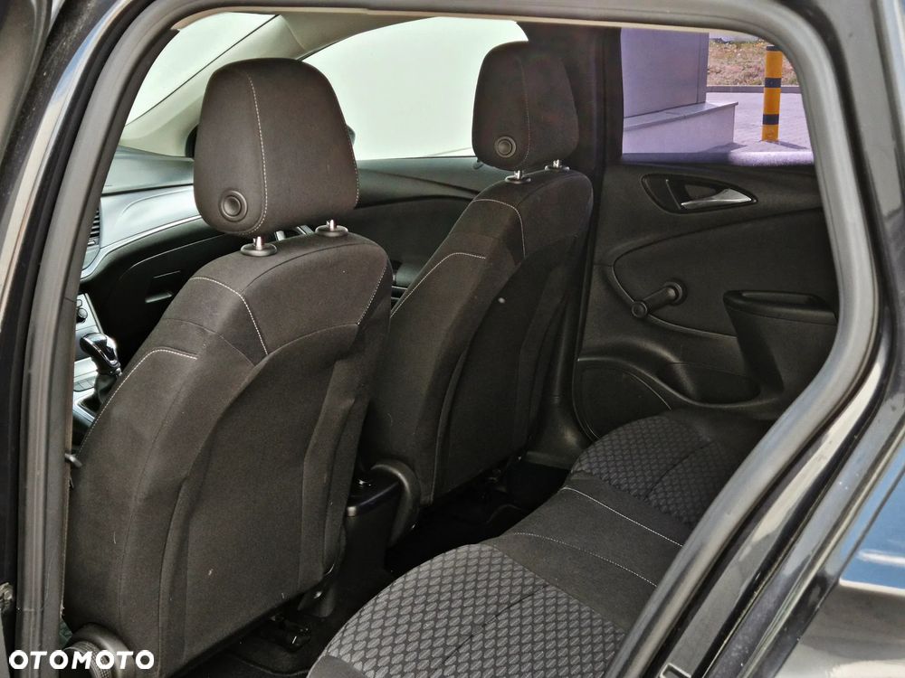 Opel Astra 1.6 CDTI Active - 25