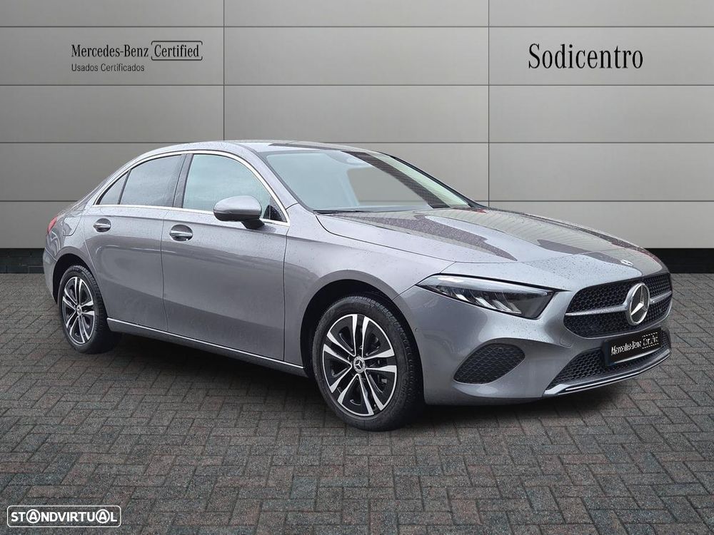 Mercedes-Benz A 250 Limousine e Progressive - 2