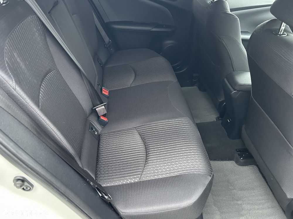 Toyota Prius Hybrid Comfort - 33