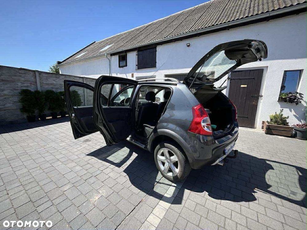 Dacia Sandero 1.6 MPI Stepway - 4