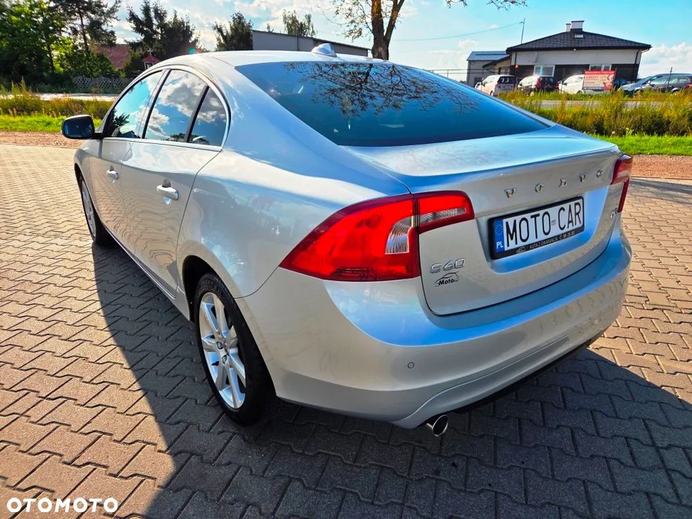 Volvo S60 D2 Drive-E Momentum - 15