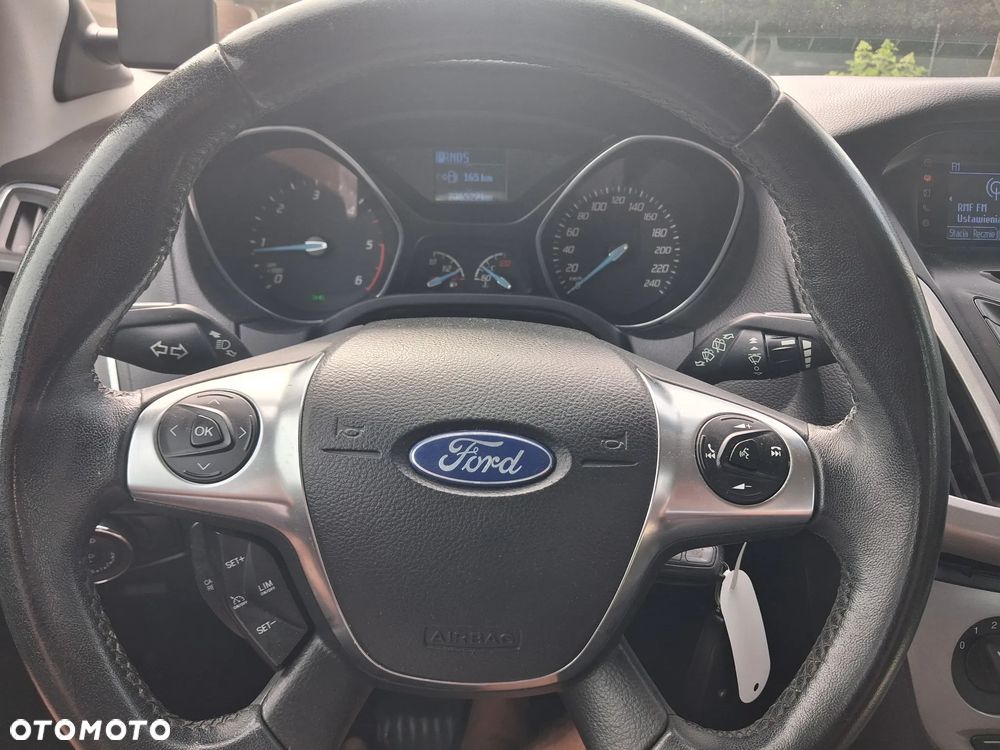 Ford Focus - 12