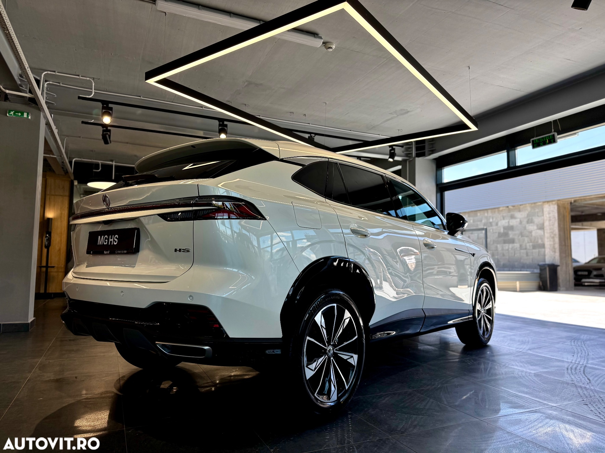 MG HS 1.5 T-GDi 7DCT Exclusive - 4
