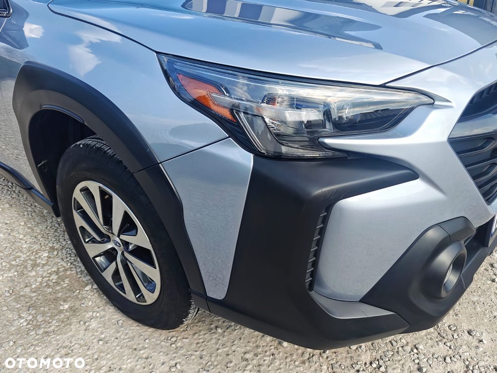 Subaru Outback 2.5i Lineartronic Platinum - 12