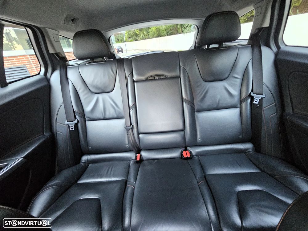 Volvo V60 - 19