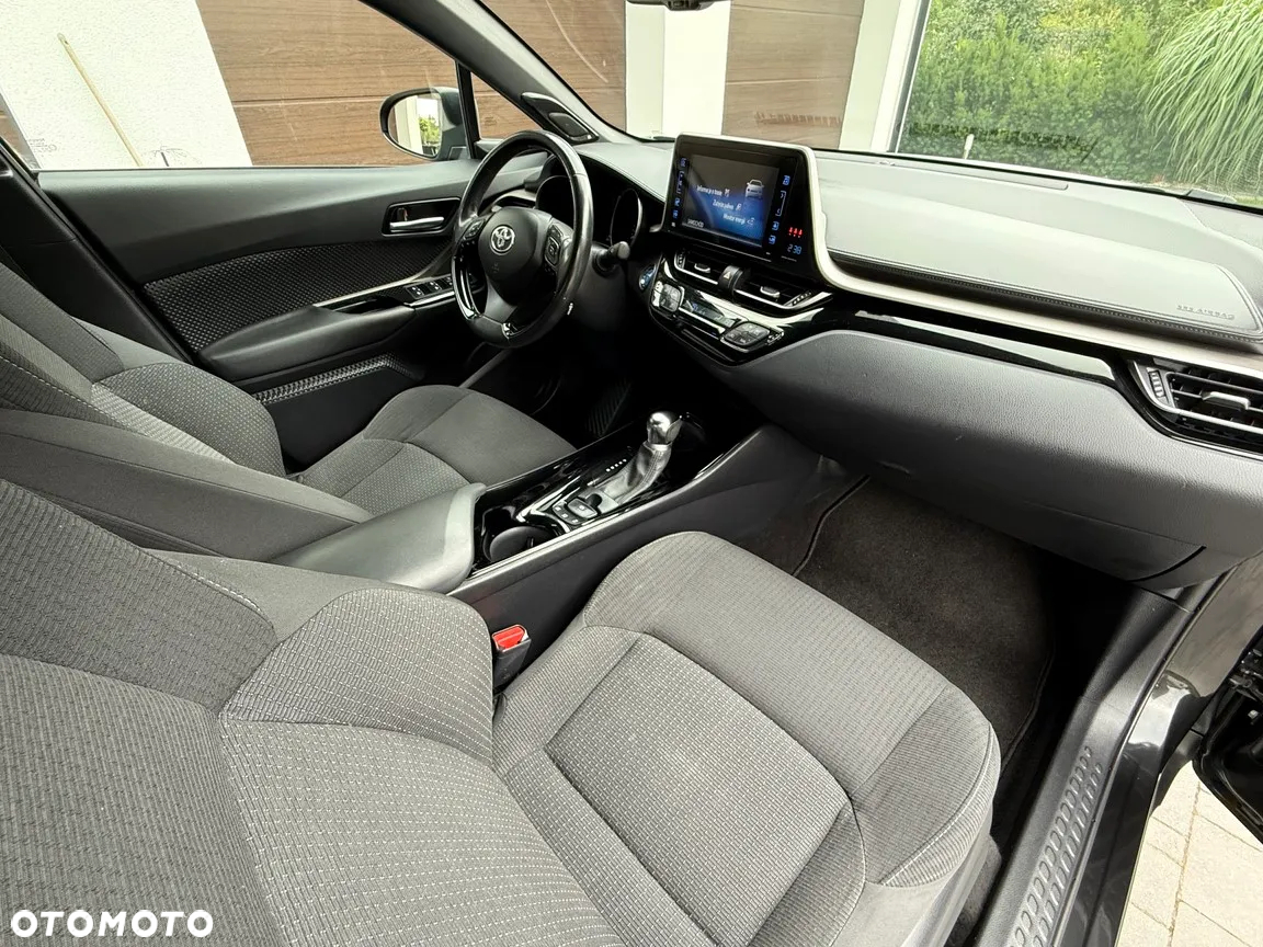 Toyota C-HR - 25