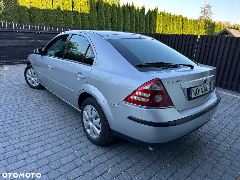 Ford Mondeo - 10