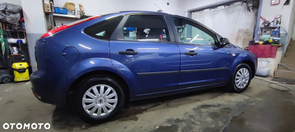 Ford Focus 1.6 Comfort X / 100 - 7