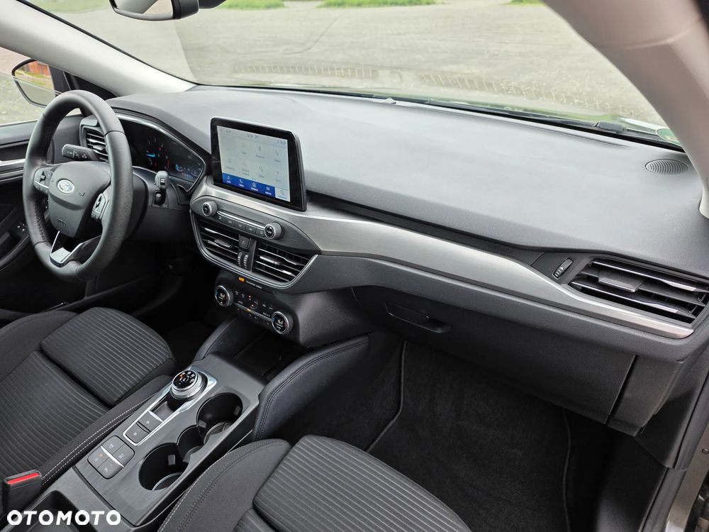 Ford Focus 1.5 EcoBlue Start-Stopp-System TITANIUM STYLE - 14