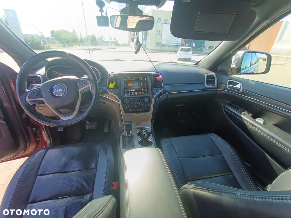Jeep Grand Cherokee - 19