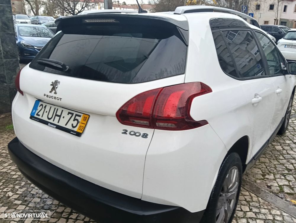 Peugeot 2008 1.2 PureTech Style - 7