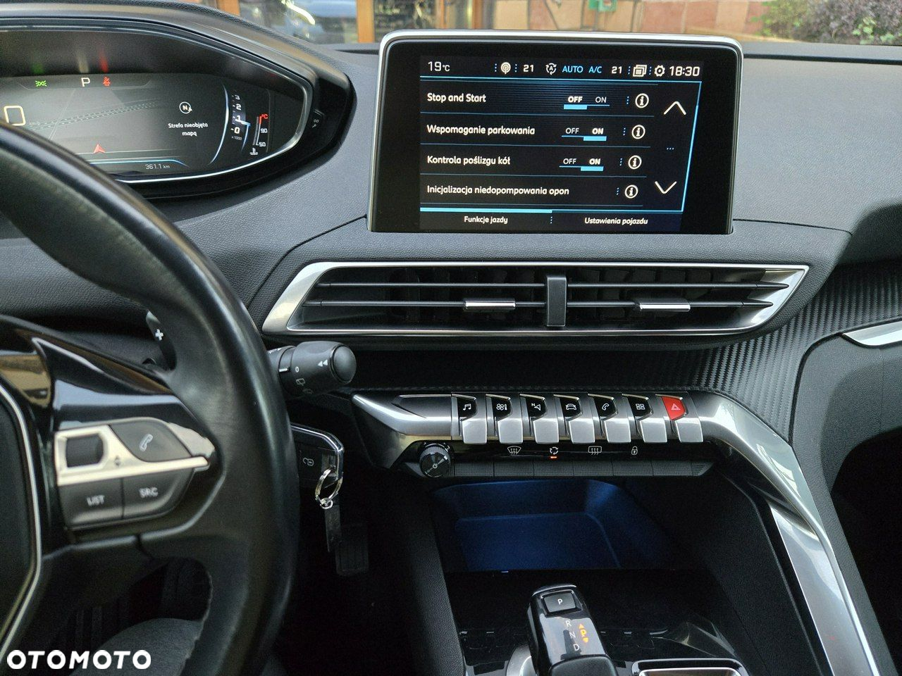 Peugeot 3008 1.6 BlueHDi Allure S&S EAT6 - 20