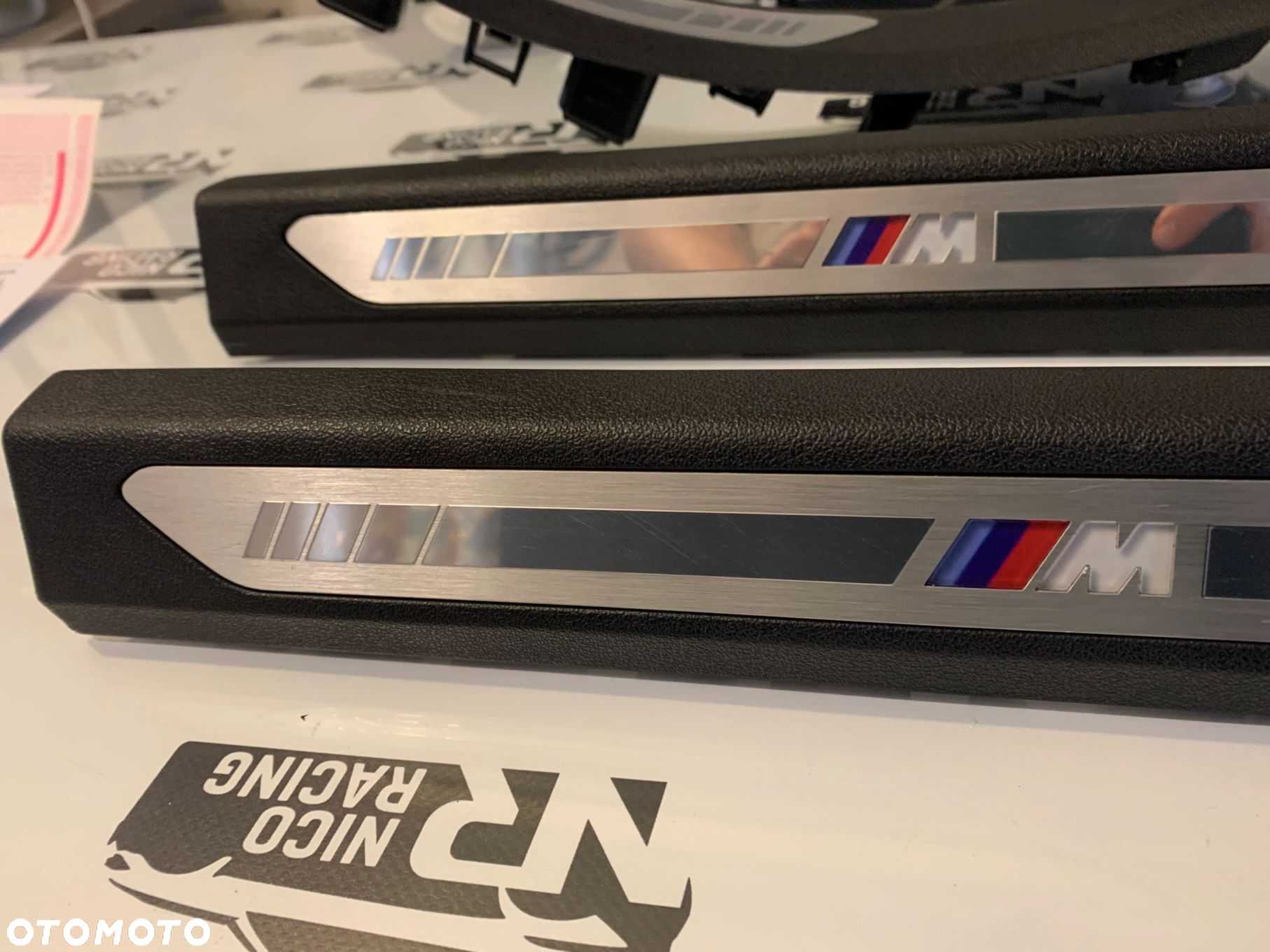 LISTWY NAKŁADKI PROGOWE M-PAKIET LED BMW X5 G05 X5M F95 KOMPLET - 4