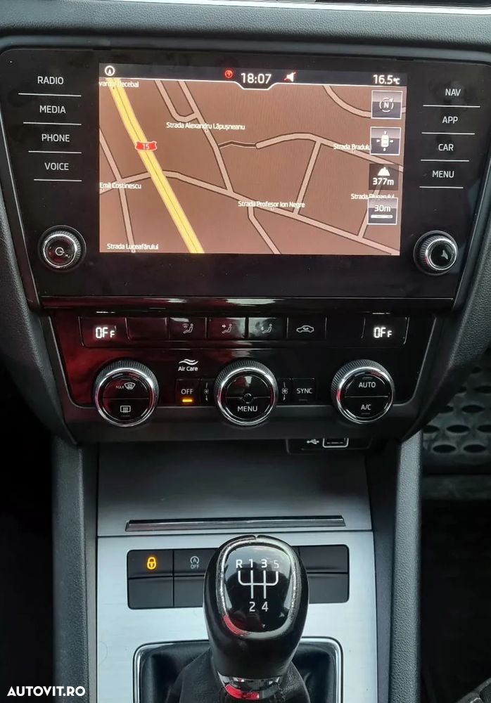 Skoda Octavia - 9