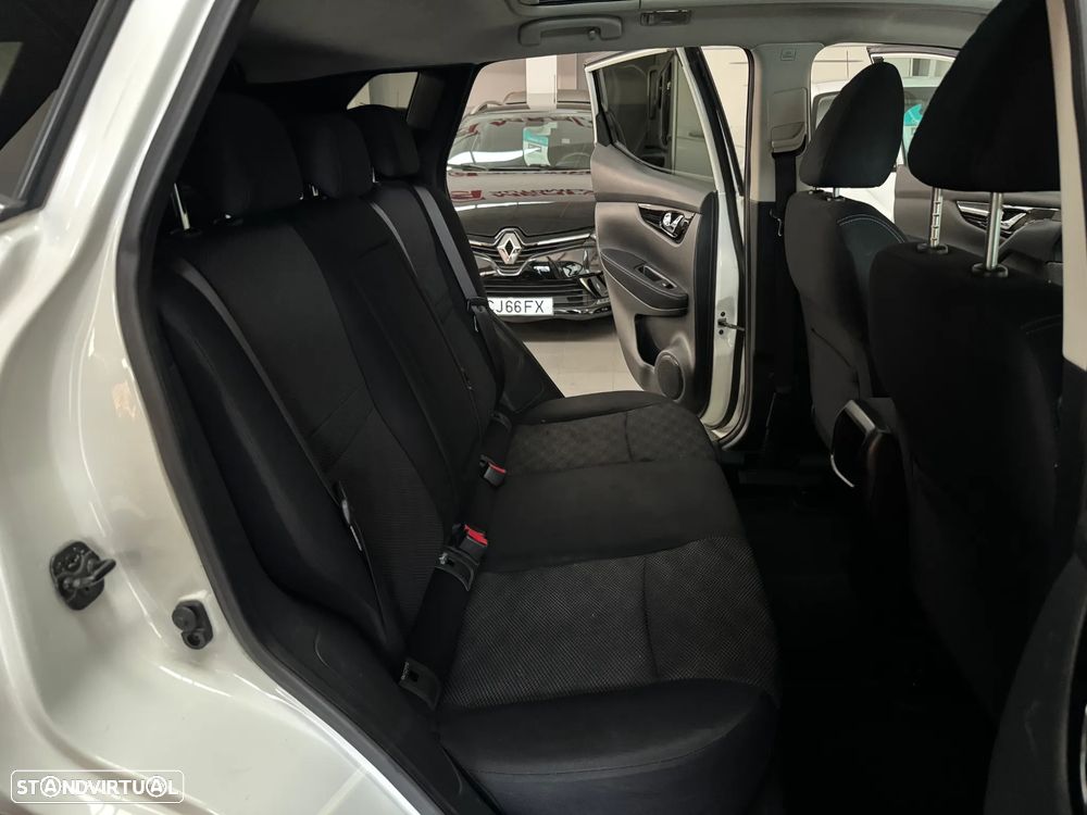 Nissan Qashqai 1.2 DIG-T TEKNA+ - 22