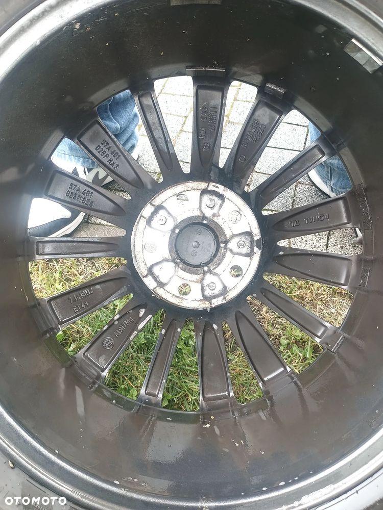 Oryginalne felgi Skoda z oponami Nokian - 7