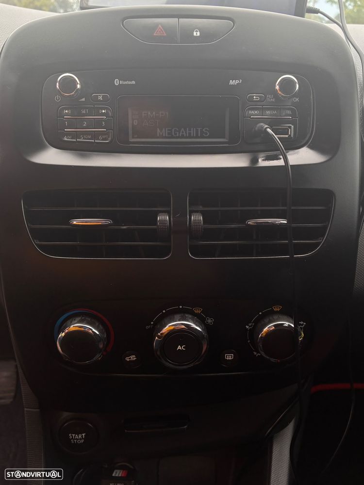 Renault Clio Sport Tourer 1.5 dCi - 27