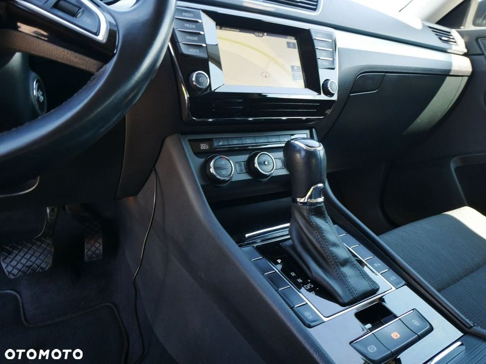 Skoda Superb 1.8 TSI DSG Ambition - 22