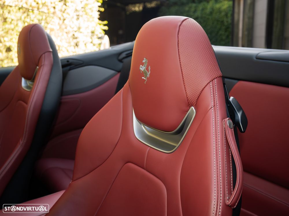 Ferrari Portofino 3.9 Twin-Turbo V8 - 23